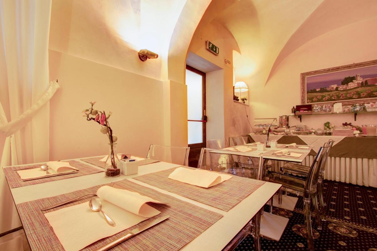 Hotel La Locanda Volterra Extérieur photo